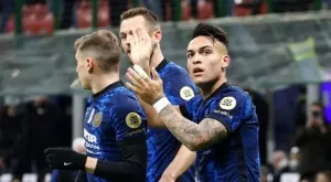 Интер направи впечатляващ обрат срещу Емполи и продължава битката за титлата