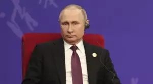 {{ otherArticle[0].article.title }}