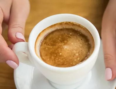 Пиенето на 2 чаши кафе на ден може да ви навреди: Разберете в кои случаи