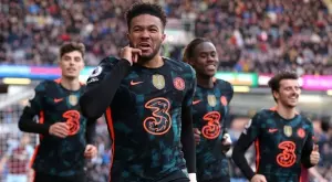 {{ otherArticle[0].article.title }}