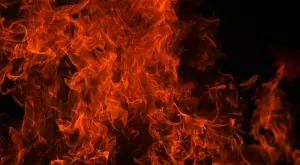 Огнен ад! Изгоря апартамент на бивш роден футболист, Краси Чомаков призова за помощ