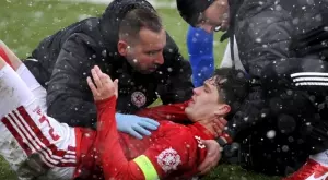 {{ otherArticle[0].article.title }}