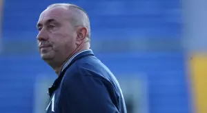 {{ otherArticle[0].article.title }}