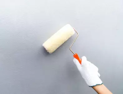 Как се чисти латексова стена 