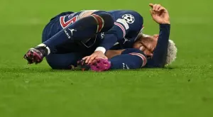 {{ otherArticle[0].article.title }}