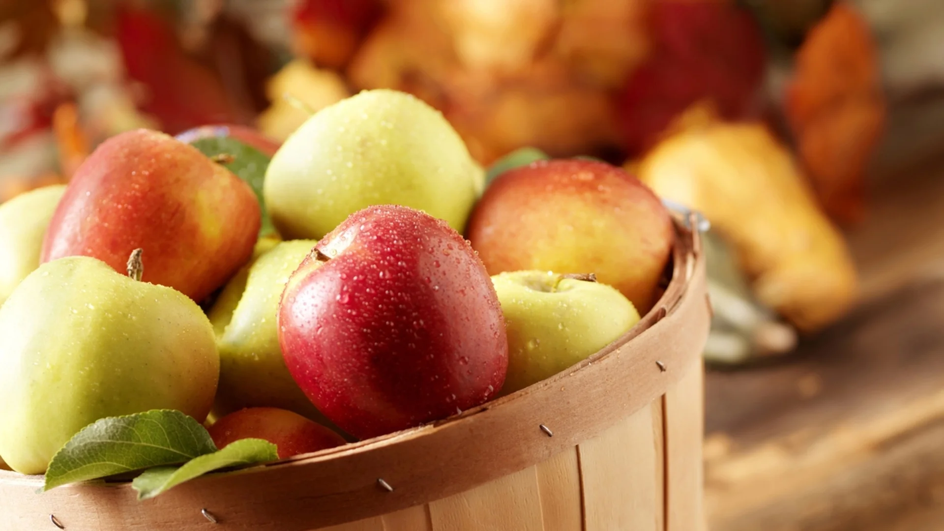 Полезна ли е кората на ябълката – отговорът изненада мнозина