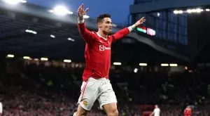 {{ otherArticle[0].article.title }}