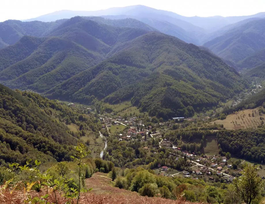 Цели 4 села спорят за най-дълго в България - ето кои са те!