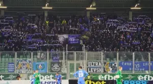 {{ otherArticle[0].article.title }}