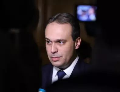 Министър Заков: Армията ни е пред колапс