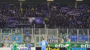 {{ otherArticle[0].article.title }}