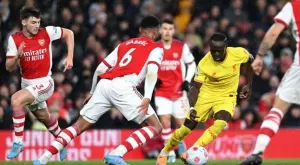 {{ otherArticle[0].article.title }}