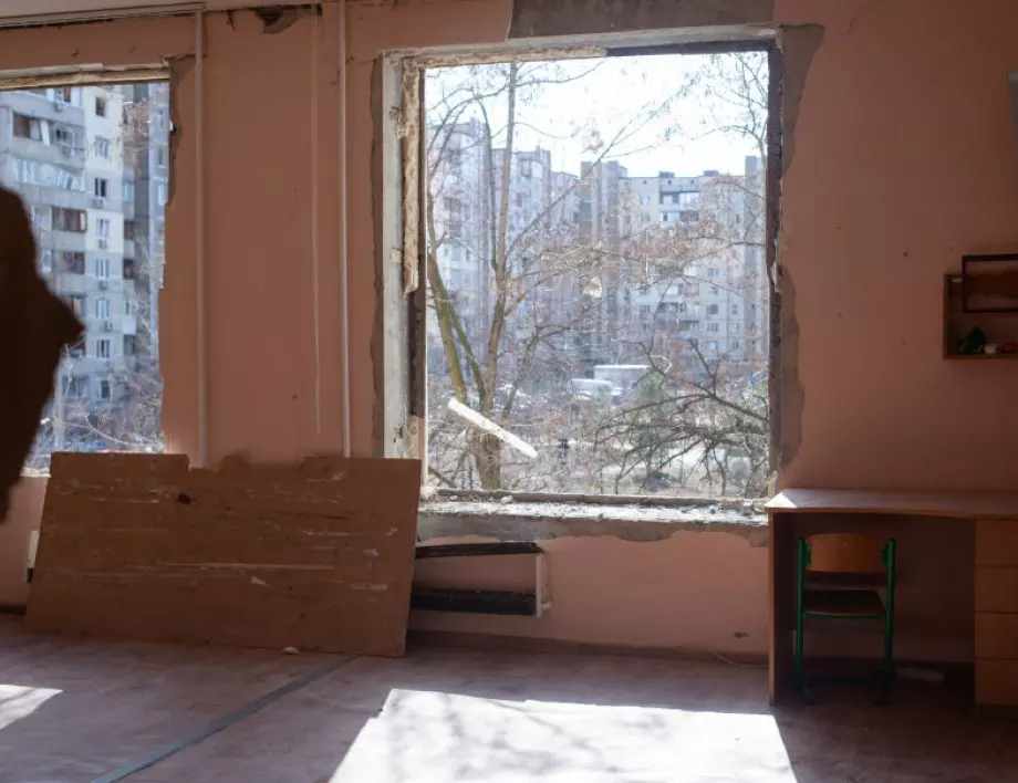Украинска депутатка: Бомбардирани са 80% от сградите в Мариупол