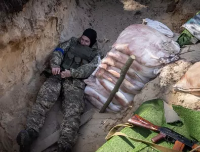 ВИДЕО: Битка в окопите, украинските сили пленяват руски военни в Донецка област