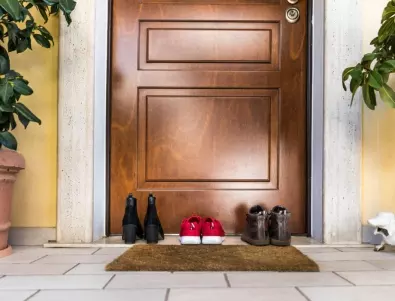 Фън шуй в коридора: Как да съхранявате обувките, за да привлечете късмет и щастие в дома?