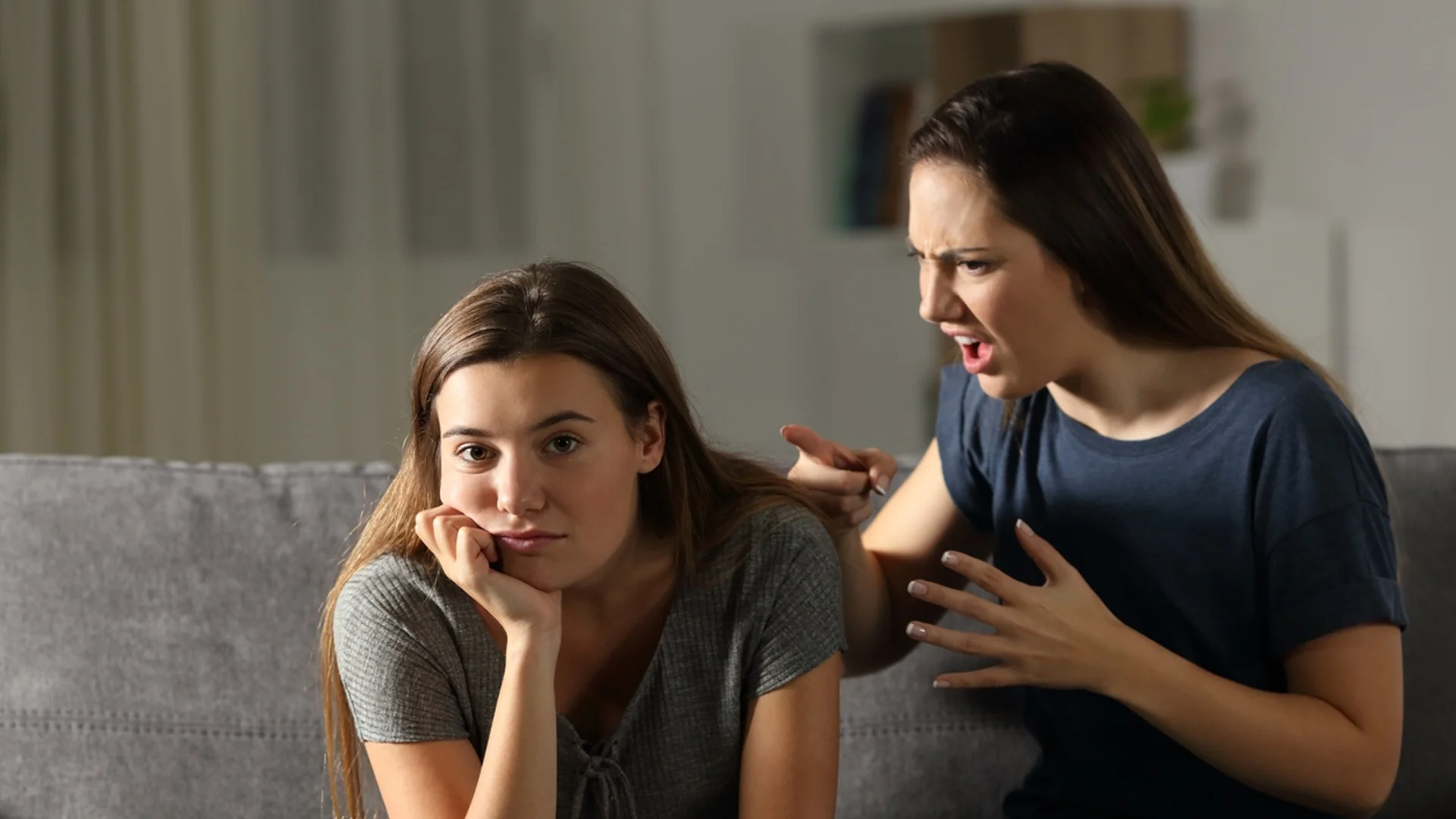 От кои зодии може да очаквате удар под кръста?