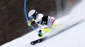 Алберт Попов допринесе за нещо много рядко срещано в зимните спортове