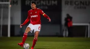 {{ otherArticle[0].article.title }}