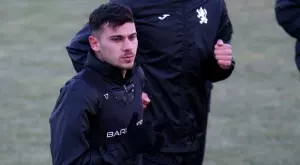 Подгласникът на ПСЖ през сезон 2021/22 пожела българския национал Доминик Янков?