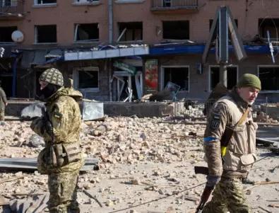 Боеве и хуманитарна криза в обградените от руски сили градове на Украйна 