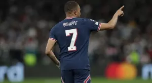 ПСЖ предлага умопомрачителен бонус на Килиан Мбапе, за да остане за още два сезона