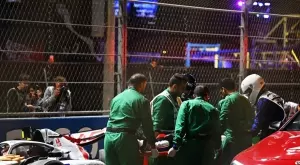 {{ otherArticle[0].article.title }}