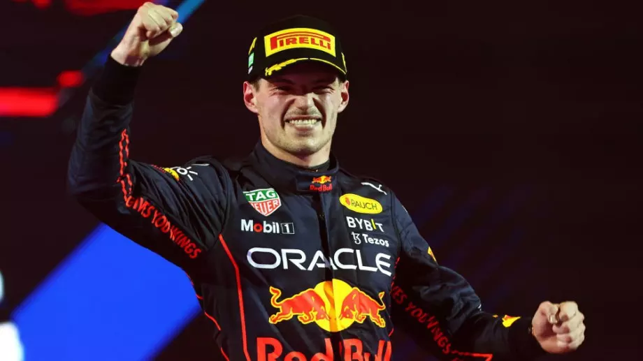 Макс Верстапен отвя всички в Япония и е двукратен световен шампион във Формула 1