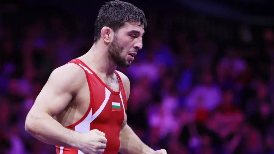 Браво! Рамазан Рамазанов с първи медал за България на Световното първенство по борба