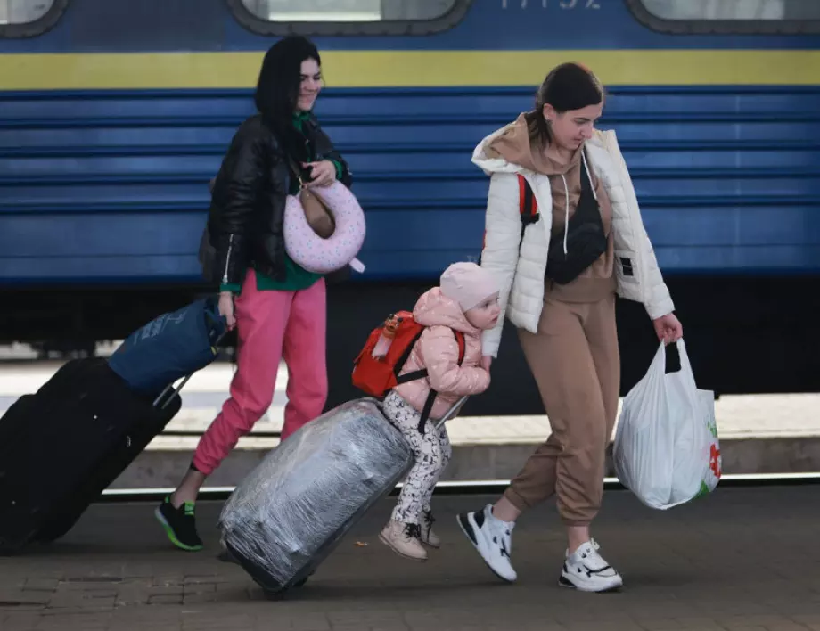Посланикът на Румъния: Над 650 000 украински бежанци са влезли в Румъния
