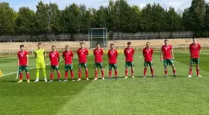 България ще трябва да се справя с Франция във втория си мач на ЕП за юноши