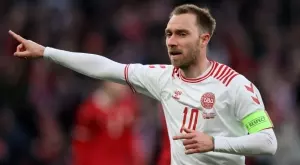 Година след сърдечния арест: Кристиан Ериксен постави на колене световния шампион Франция (ВИДЕО)