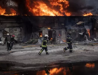 Русия бомбардира Лвов, сирени за въздушни нападения в цяла Украйна
