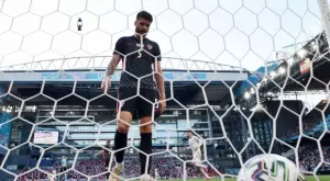 {{ otherArticle[0].article.title }}