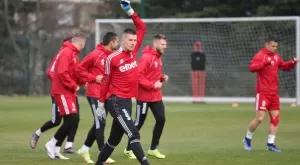 Защитник и нападател подписаха нови договори с ЦСКА 1948