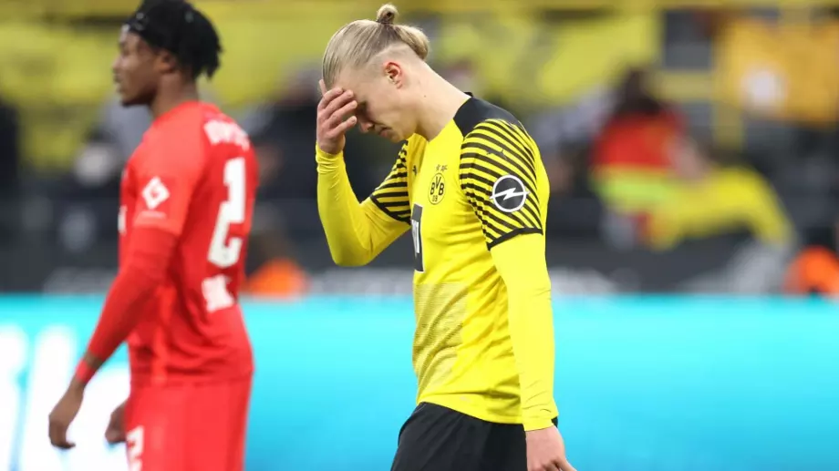 Борусия Дортмунд връчи титлата на Байерн Мюнхен след тежък домакински провал срещу РБ Лайпциг