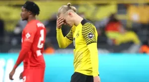 Със скоростта на светлината: Борусия подписа със заместник на Холанд