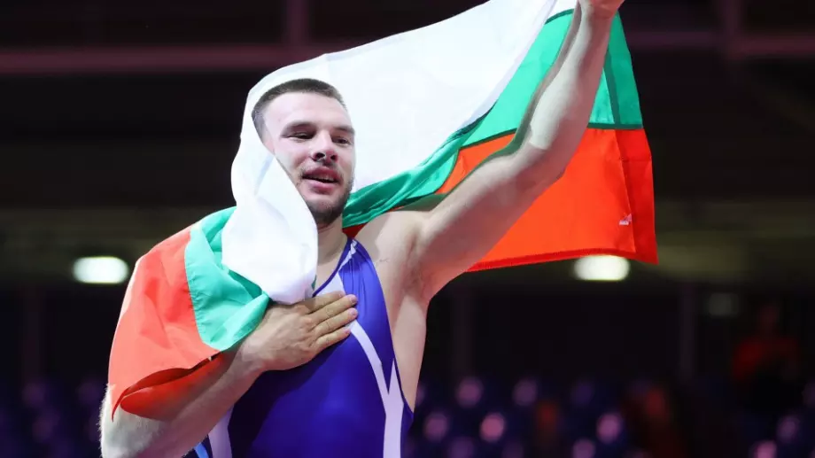 Кирил Милов се бори достойно, но остана със сребро на Световното първенство по борба