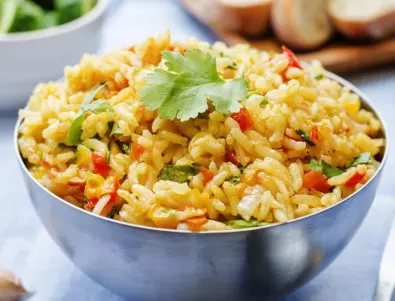 Ориз със зеленчуци и пилешко месо: Тайната за добрия вкус