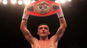 Лий Селби се оттегля от професионалния бокс 