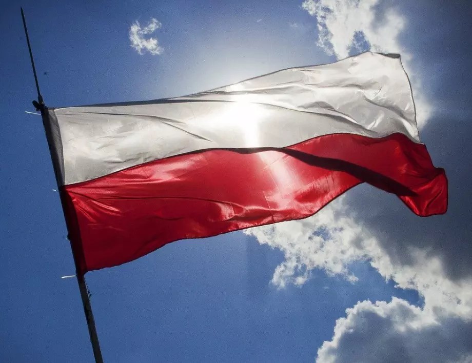 Полша: Ще помогнем на Швеция и Финландия, ако бъдат нападнати преди присъединяването им към НАТО