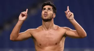 {{ otherArticle[0].article.title }}