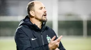 {{ otherArticle[0].article.title }}