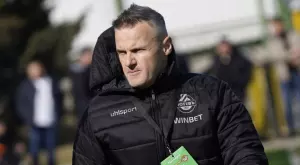 {{ otherArticle[0].article.title }}