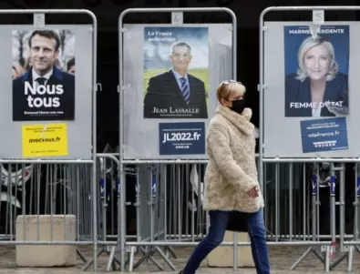 Франция гласува на първия тур от президентските избори