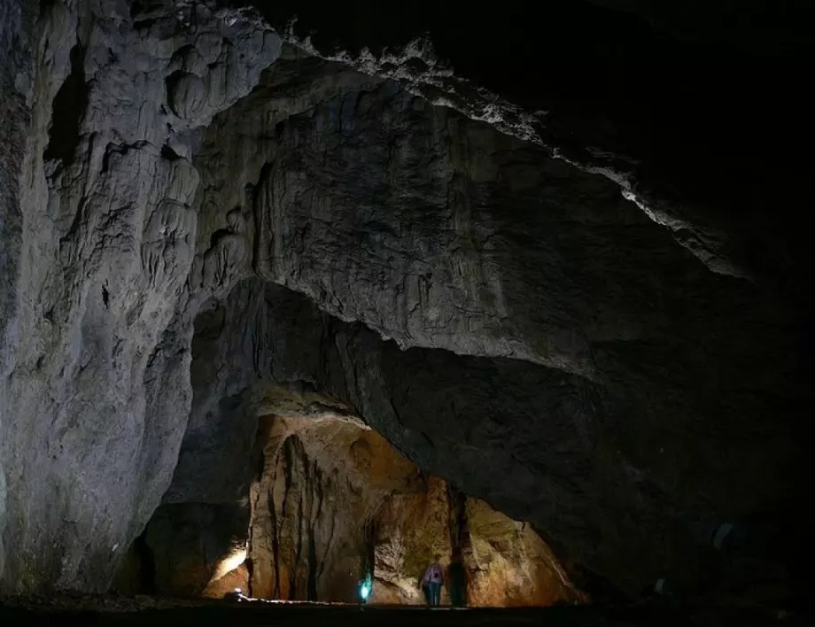 Останките от древни хора в пещерата "Бачо Киро" пренаписват първото заселване на Европа