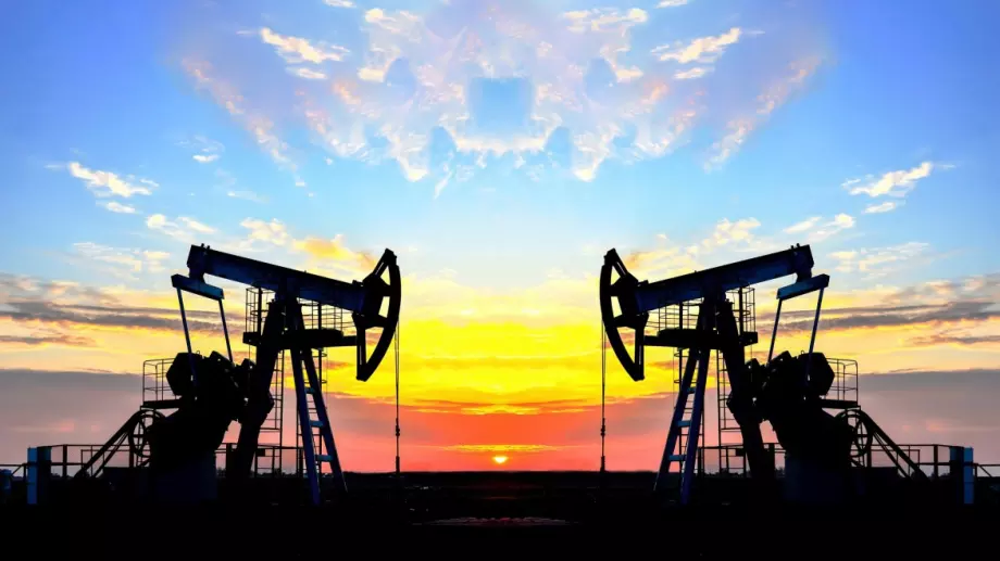 Петролът поевтинява заради опасения за световната икономика