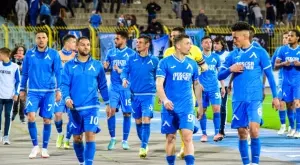 {{ otherArticle[0].article.title }}