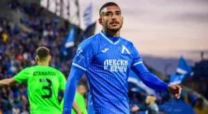 {{ otherArticle[0].article.title }}