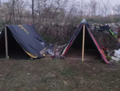 Община Бургас разваля ромски катуни за втора поредна седмица