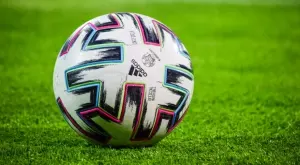 Историческо: 14-годишен дебютира в родния футбол